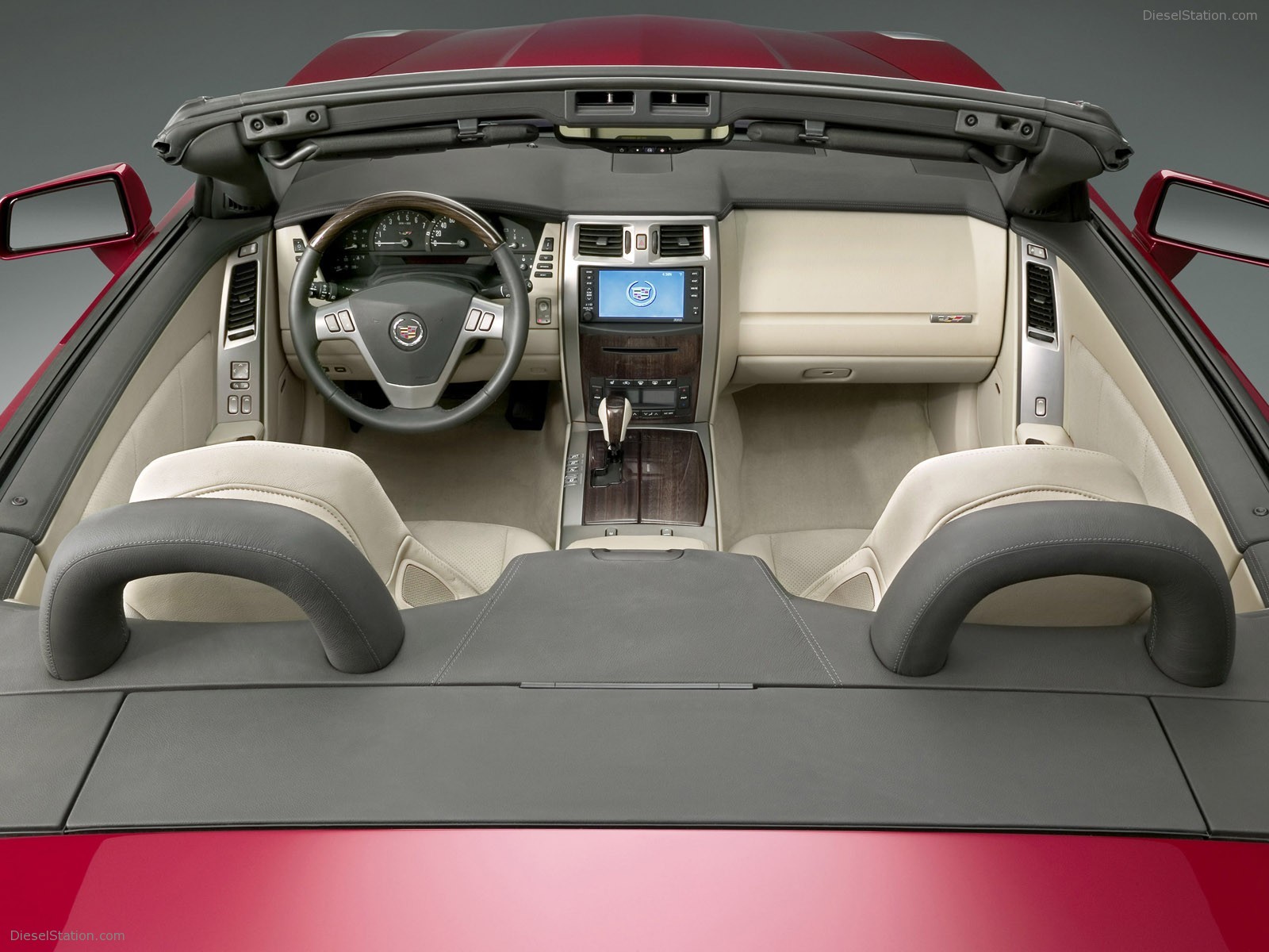 Cadillac XLR V